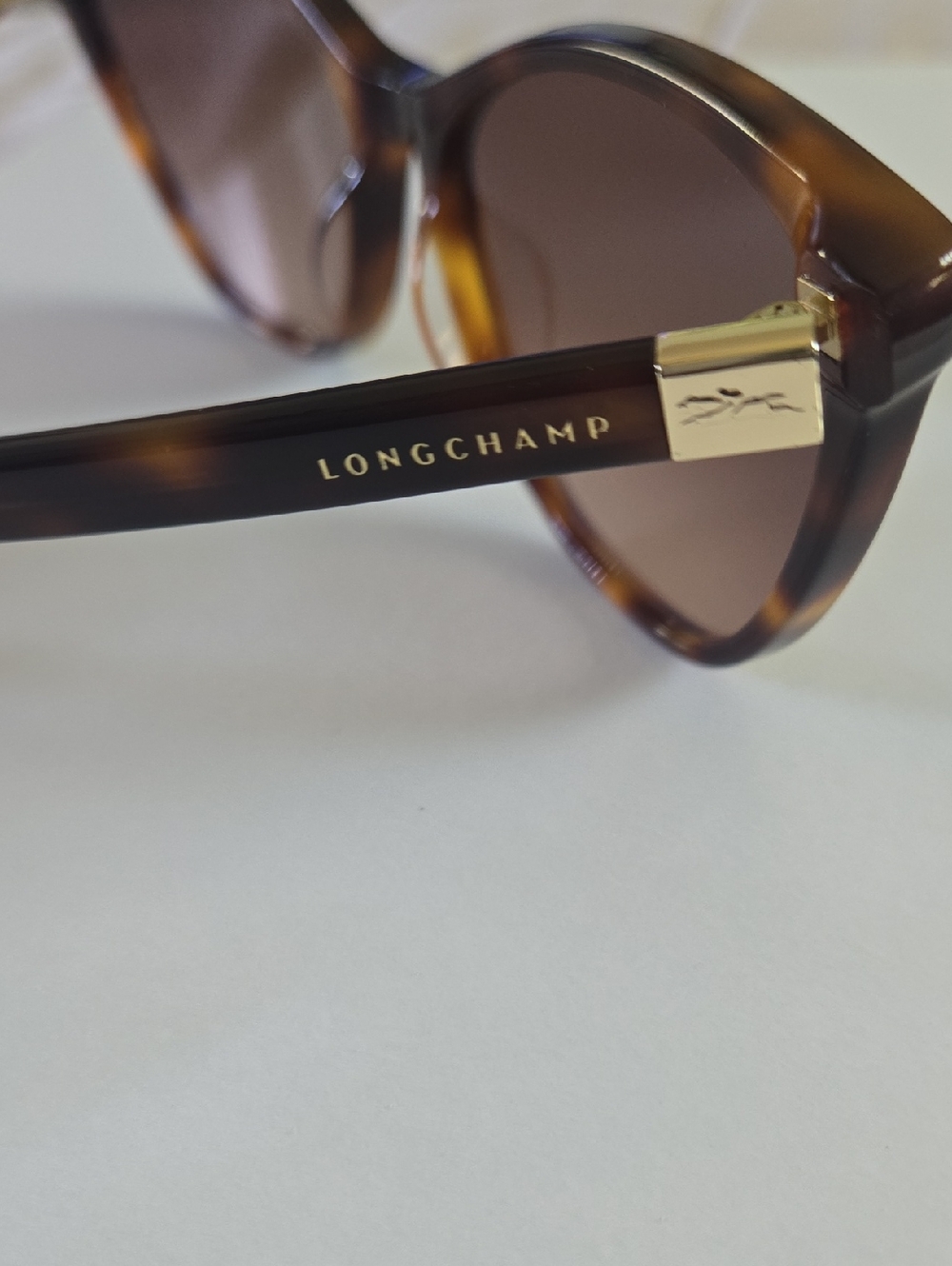 CLEARANCE Longchamp Cat eye Tortoiseshell Sunglasses - Picture 4 of 16